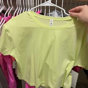 NWT Lululemon Cates Tee